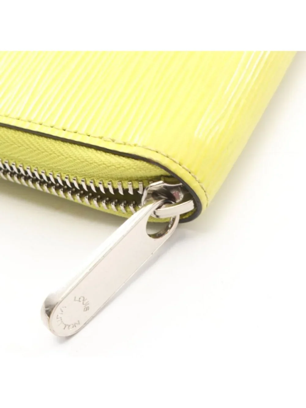 Louis Vuitton Round Wallet Zippy Jaune Leather